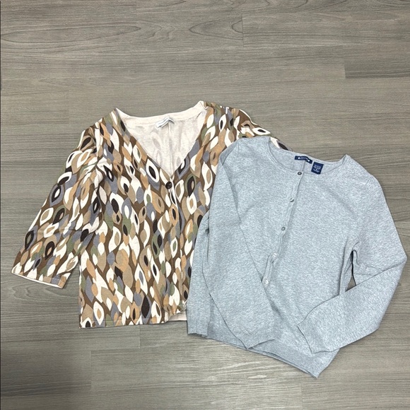 Bundle of 2 Women’s Cardigans - Picture 1 of 9